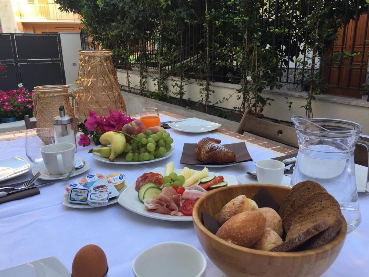 산타 테레사 디 리바 Sikule B&B 외부 사진